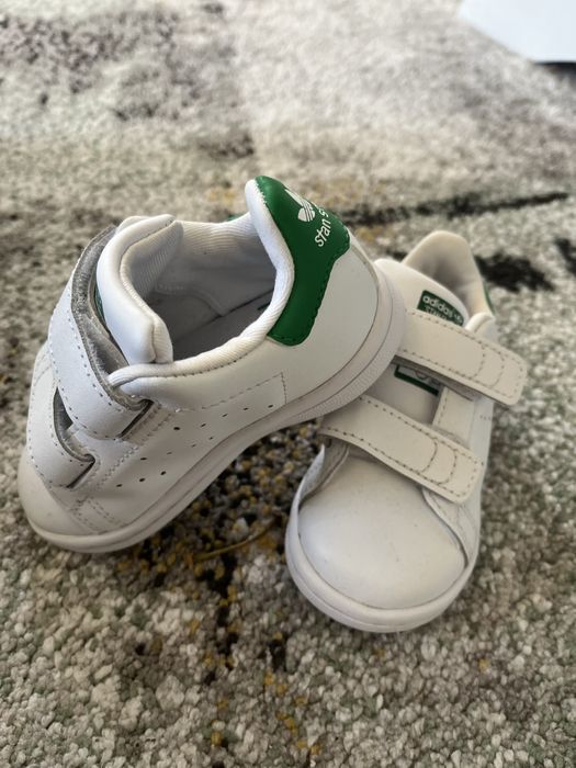 Papuci Adidas 21