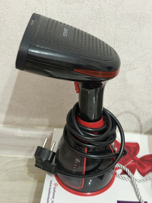 Продается паровой утюг