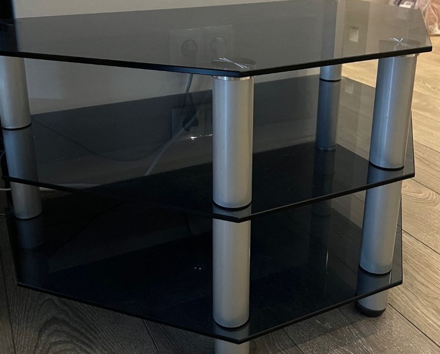 Тумба стеклянная