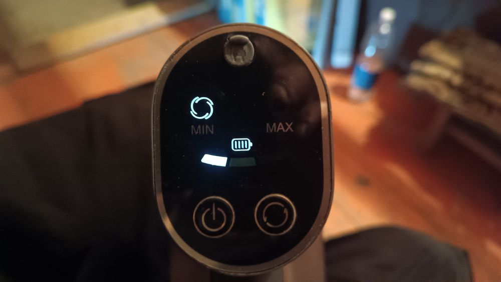 Срочно продам пылесос  menox