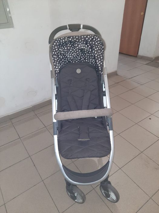 Коляска прогулочная