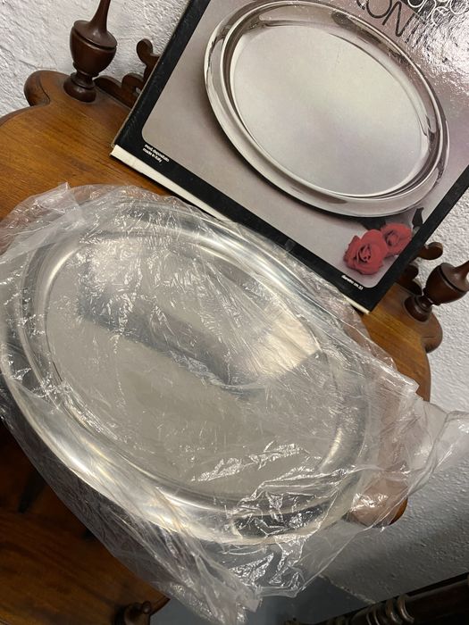 Италиански иноксов поднос