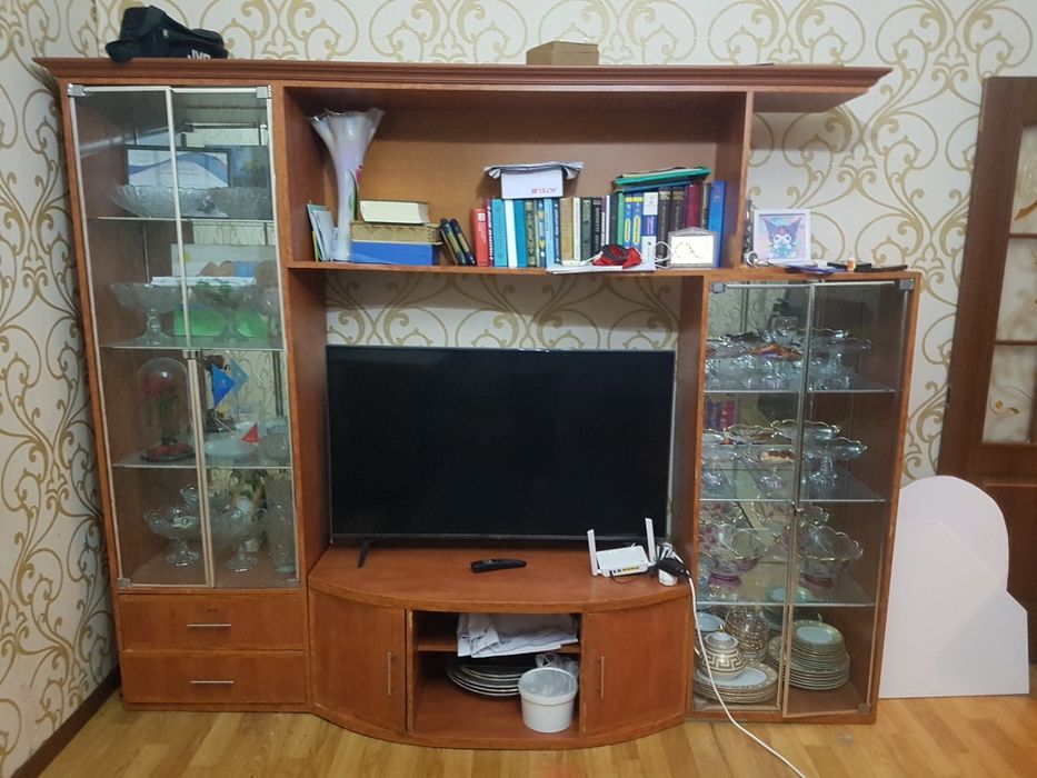 Стенка срочно продам