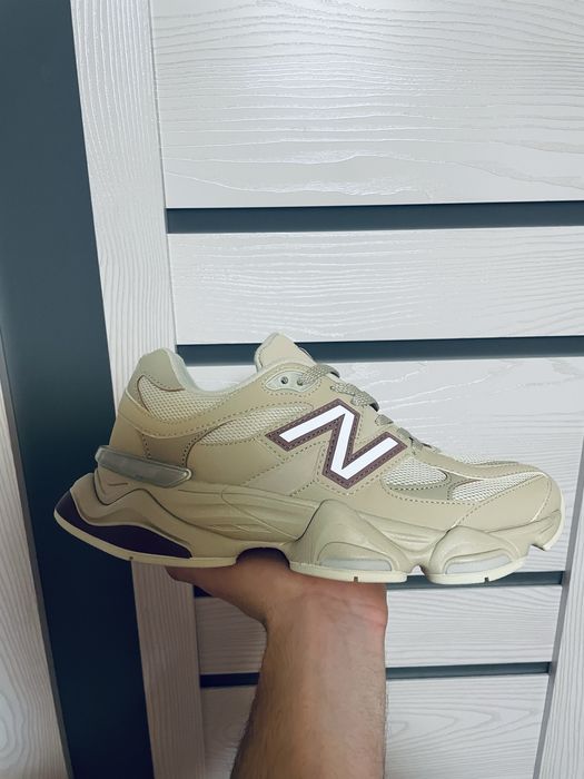 Adidasi New Balance 9060
