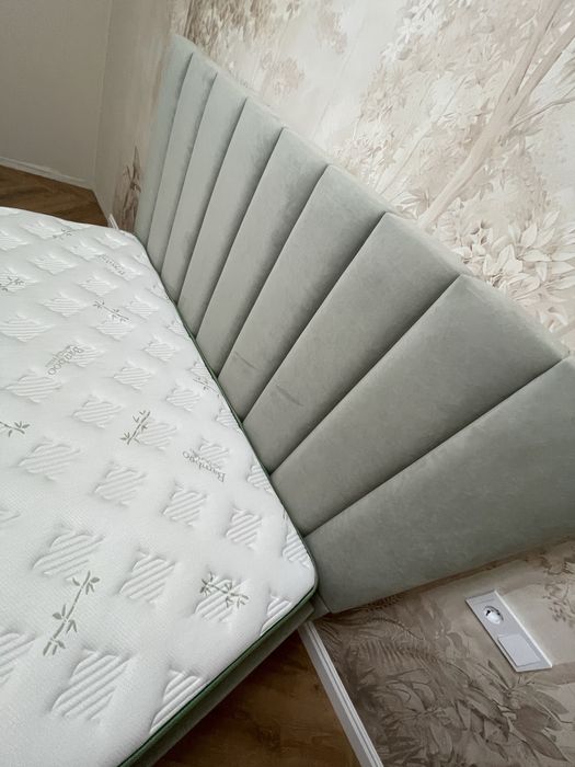 Кровать двуспальный