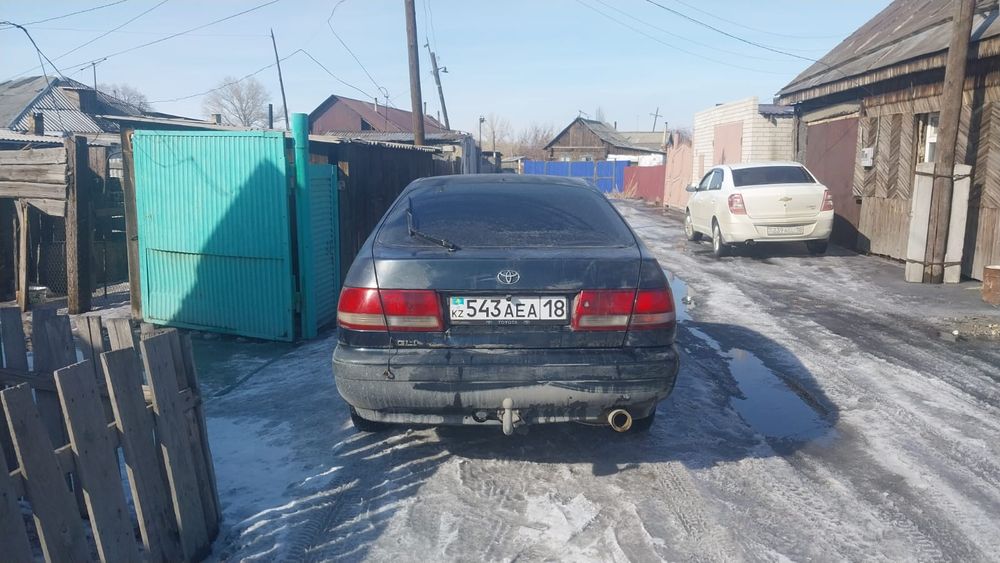 Продам машину   .