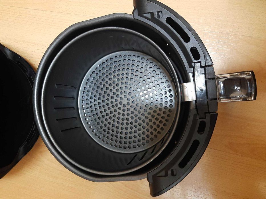 Еър фрайер MUHLER, до 200 градуса, 4 литра капацитет, 2,6 л кошница