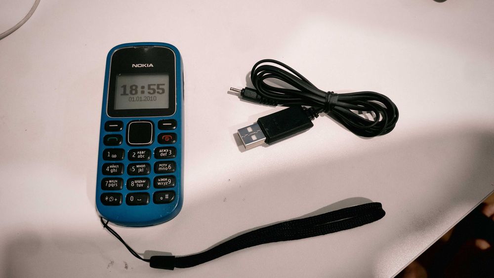 Телефон легенда Nokia 1280