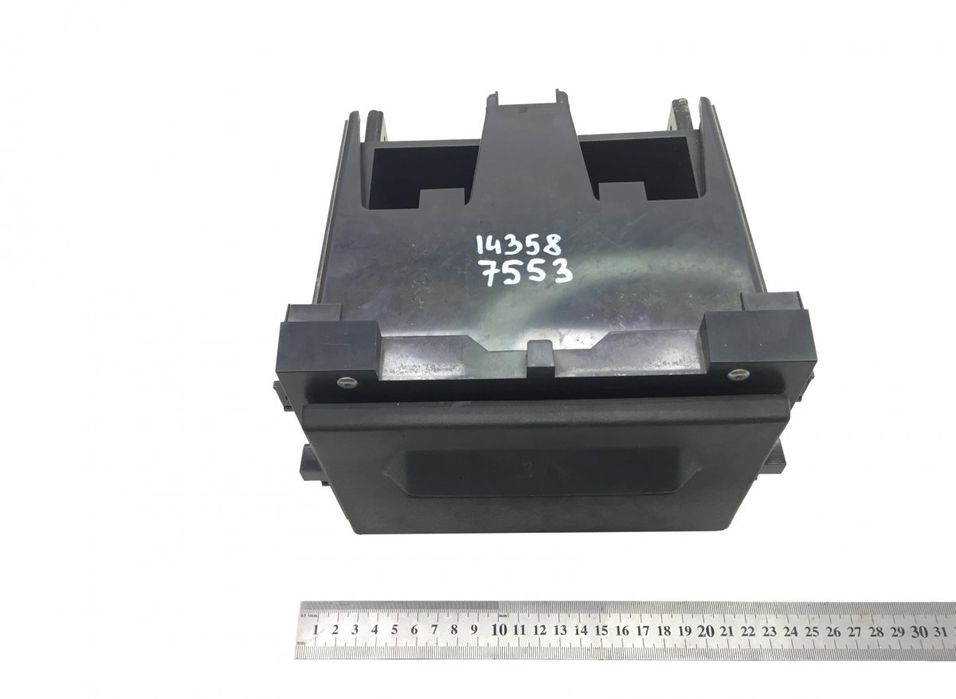 7482257329 Compartimentul de depozitare al bordului RENAULT T (2013-) RENAULT TRUCKS