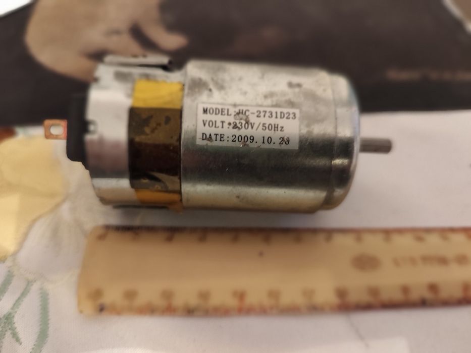 Motor electric. 220v. 50 hz