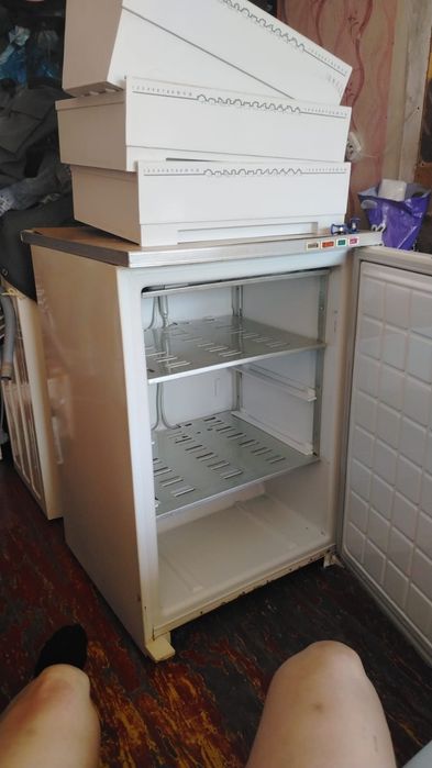 Продам морозильную камеру
