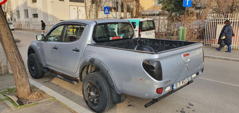 Mitsubishi L200 facelift din 2010