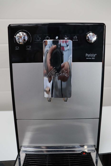 Автоматична машина за еспресо Melitta, модел Purista, F230 сребриста