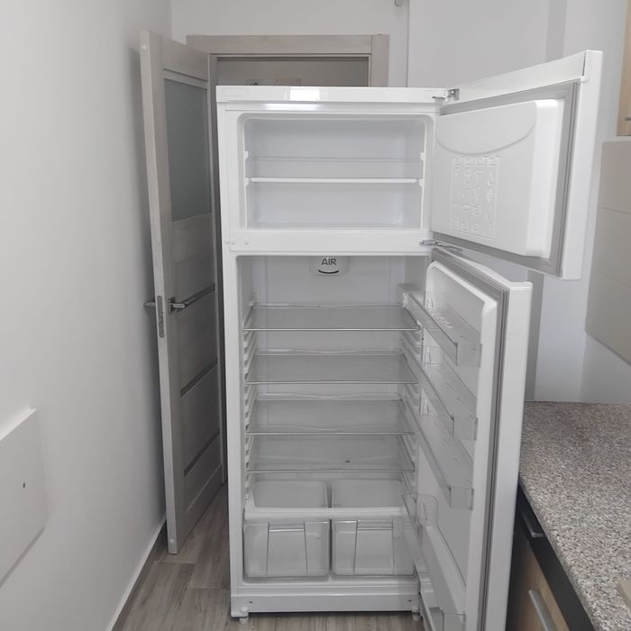 Frigider Indesit Ariston