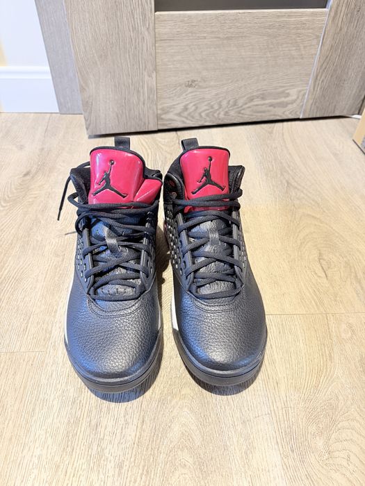 Jordan Max 200 - Noi, in cutie, nepurtati