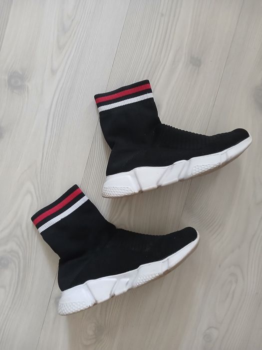 Спортивная обувь распродажа