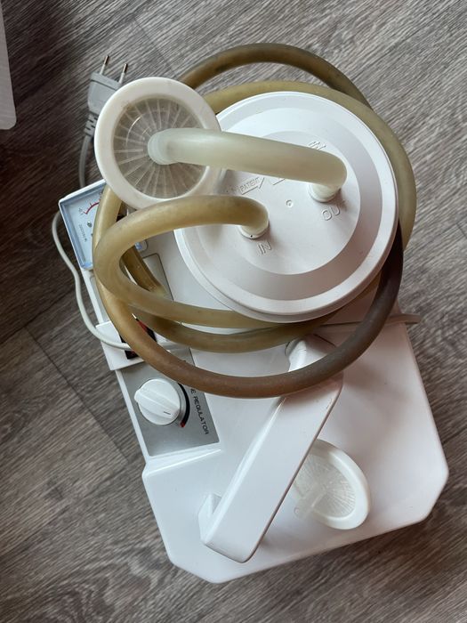 Отсасыватель медицинский