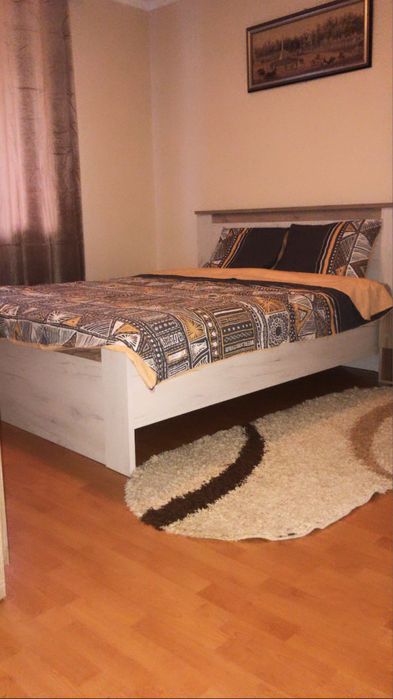 Inchiriez apartament 2 camere în Sinaia – Platou Izvor