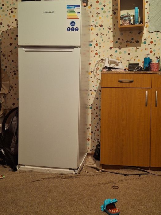 Холодильник новый