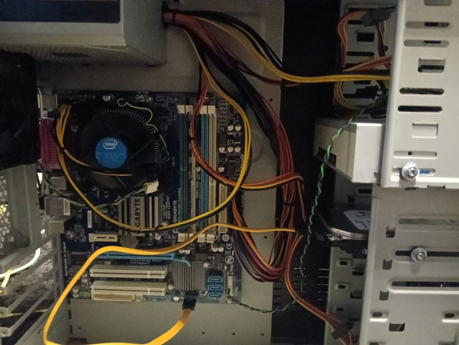 Service calculatoare,instalare windows, curatare software si hardware