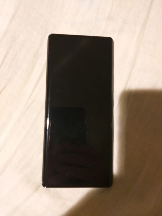 Vând Honor 70 in stare foarte bună