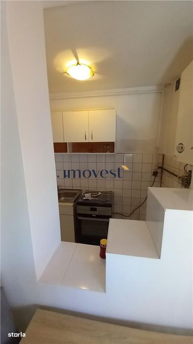 De inchiriat:Garsoniera in zona Burdea