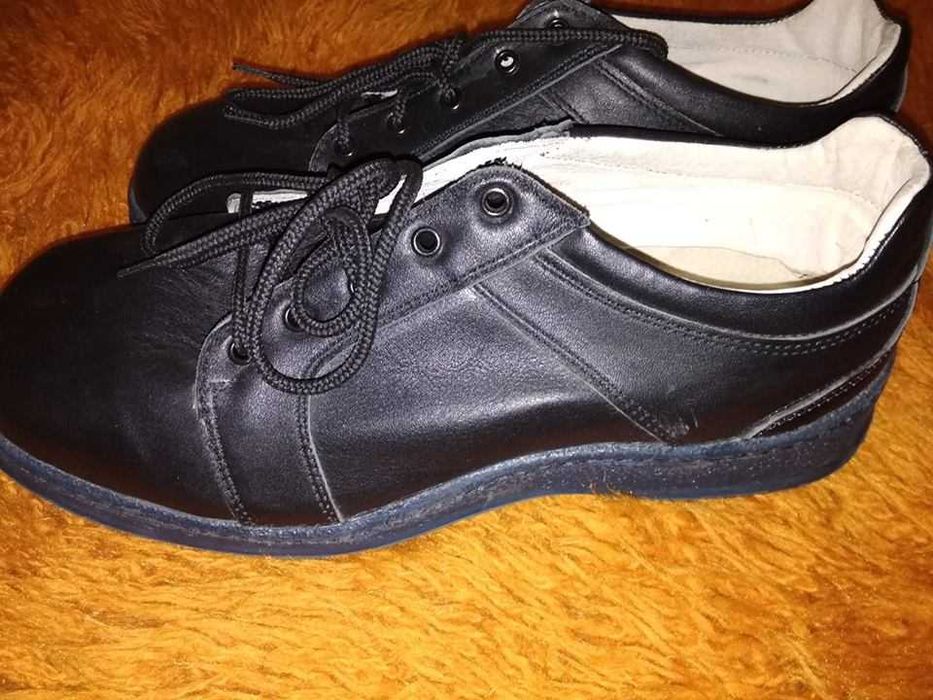 Мъжки обувки от естествена кожа