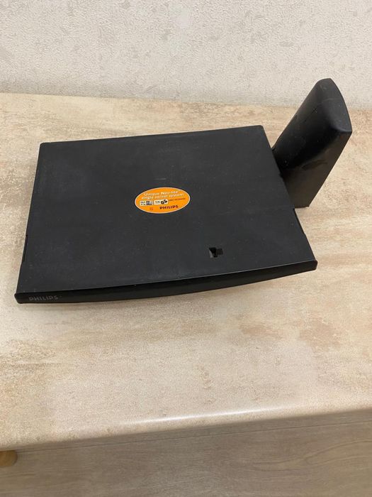 Кронштеин полка для телевизора