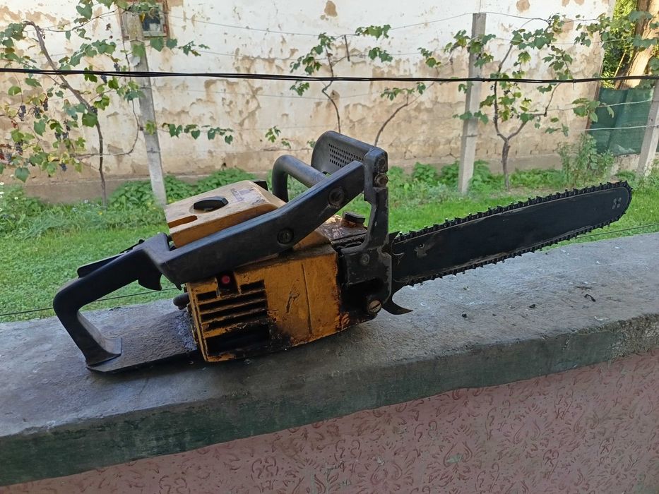 Vand motoferastrau (drujba)