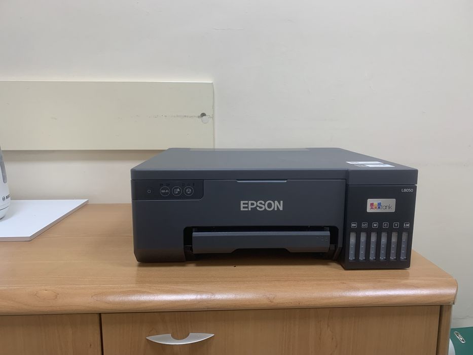 Продается принтер epson L8050