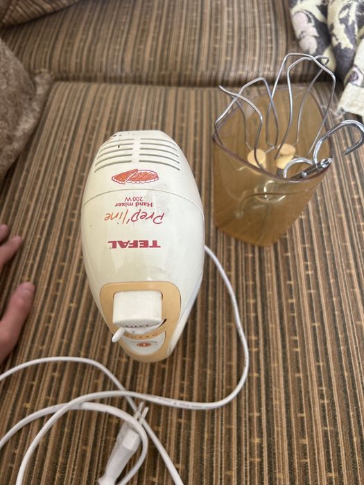 Миксер  ручной Tefal .