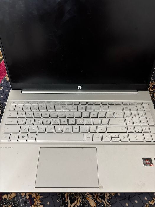 HP Pavilion 15 — Ryzen 5 / 8GB / SSD / Windows 11 Pro