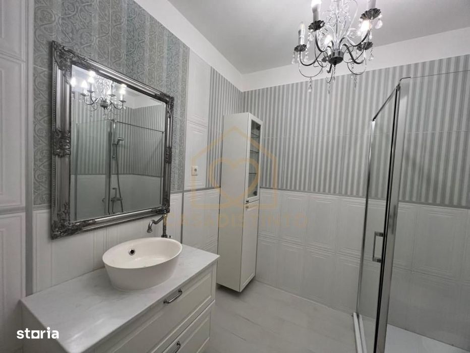 Apartament 3 camere de vanzare in complex cu piscina
