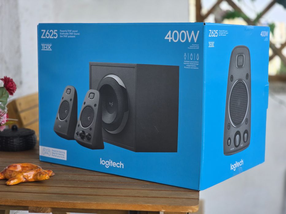 Аудио система Logitech - Z625, 2.1, черна