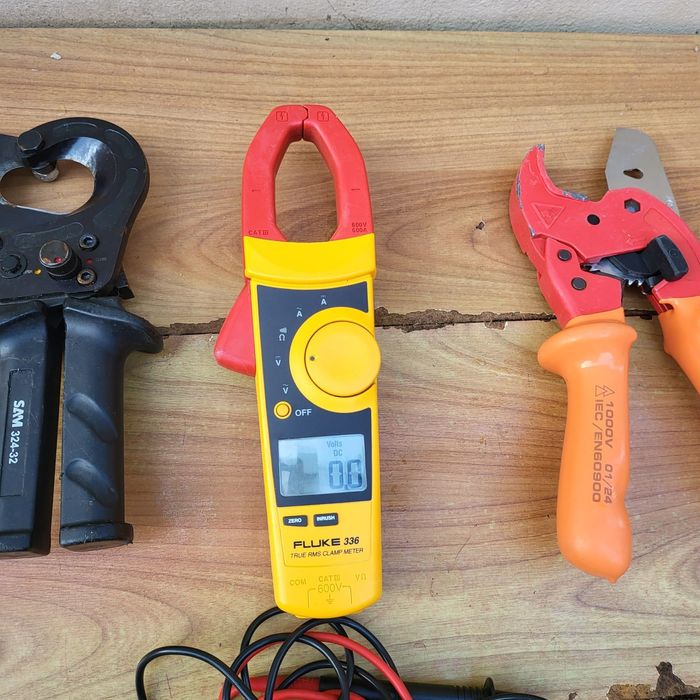 Scule electro  Fluke 336