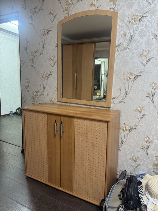 Продам спальный гарнитур