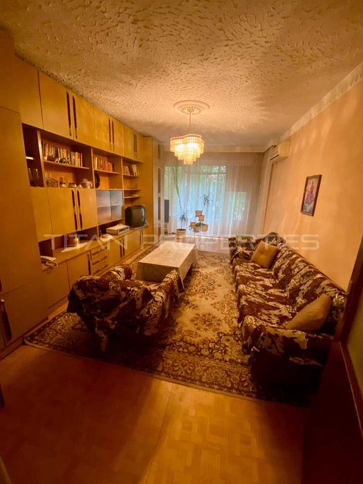 Продава се Тристаен апартамент в Пловдив, Южен - 88 кв.м за 1250 €/кв.м - Снимка #1