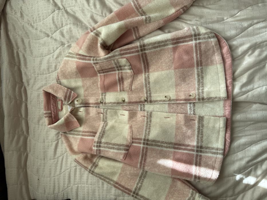 Връхна розова риза