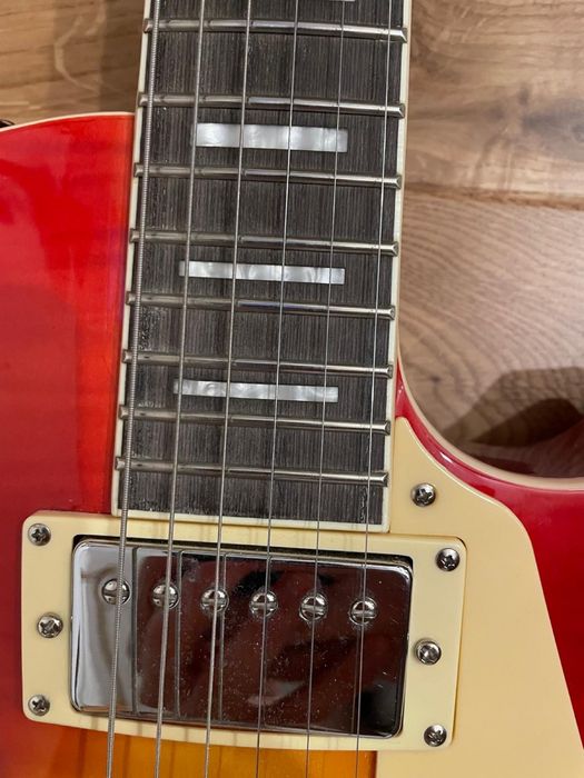Prodipe Les Paul 300 Red Burst – ca nouă + cablu Ibanez