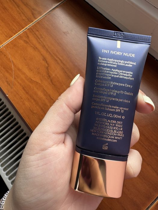 Fond de ten  estee lauder