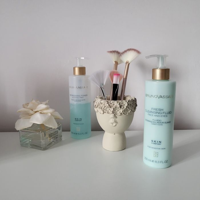 Ofer servicii profesionale de masaj si cosmetica