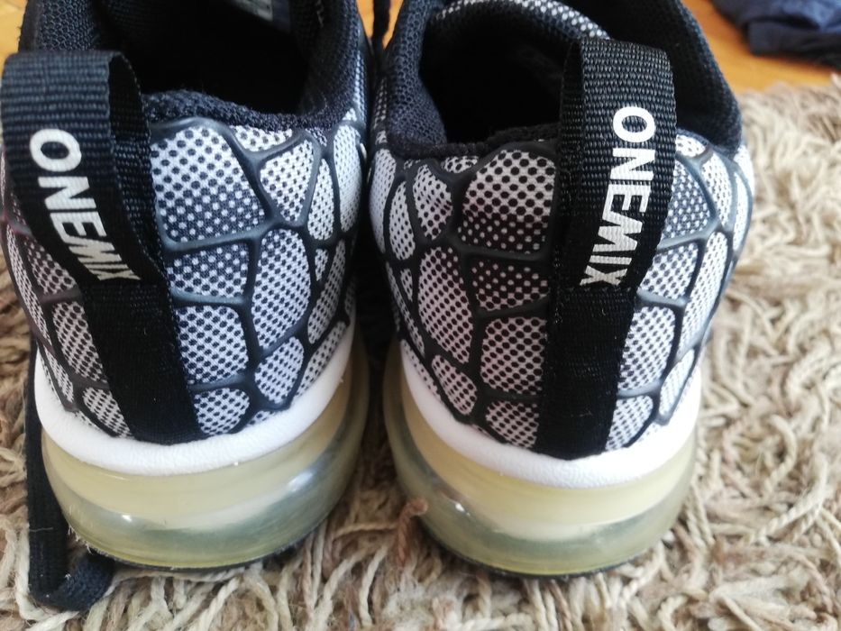 Дамски маратонки Onemix номер 40