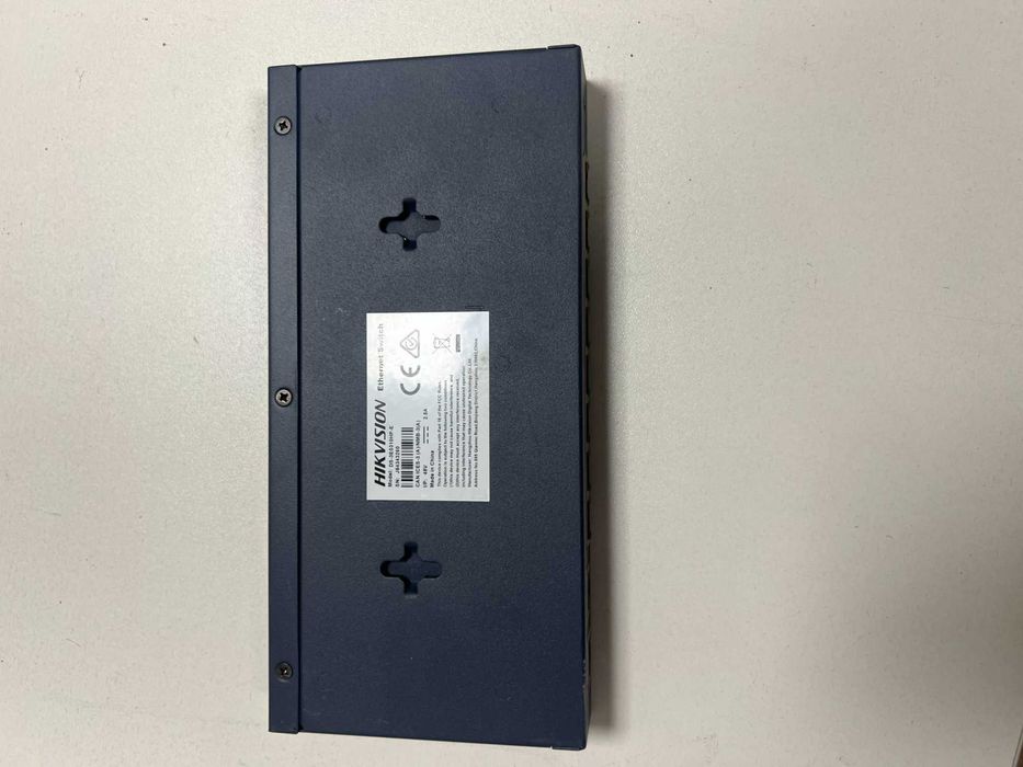 Коммутатор Hikvision DS-3E0310HP-E