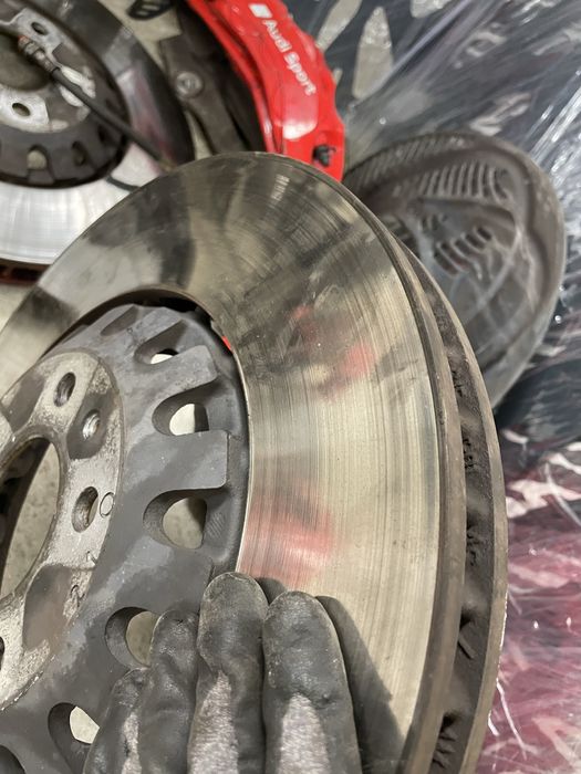 Спирачни апарати ауди akebono