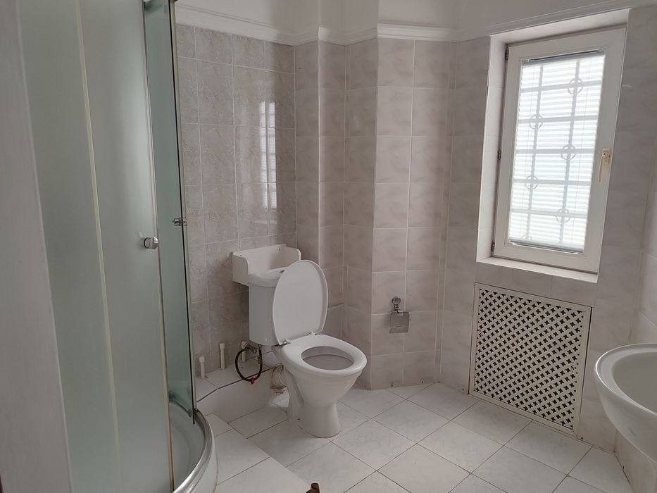 Продаётся в яккасарайском районе махаля Конституция