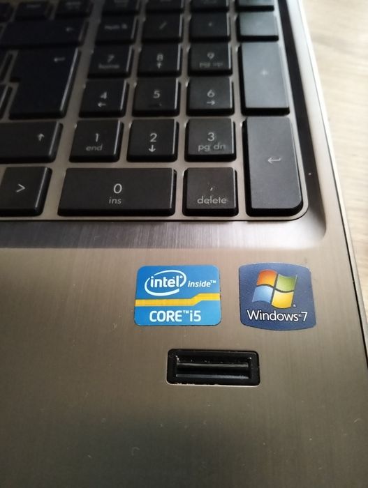 Vand laptop hp negociabil Probook 4530s  procesor i5 intel inside