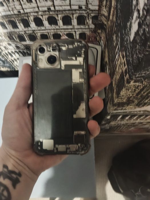 IPhone 15  заблокированный