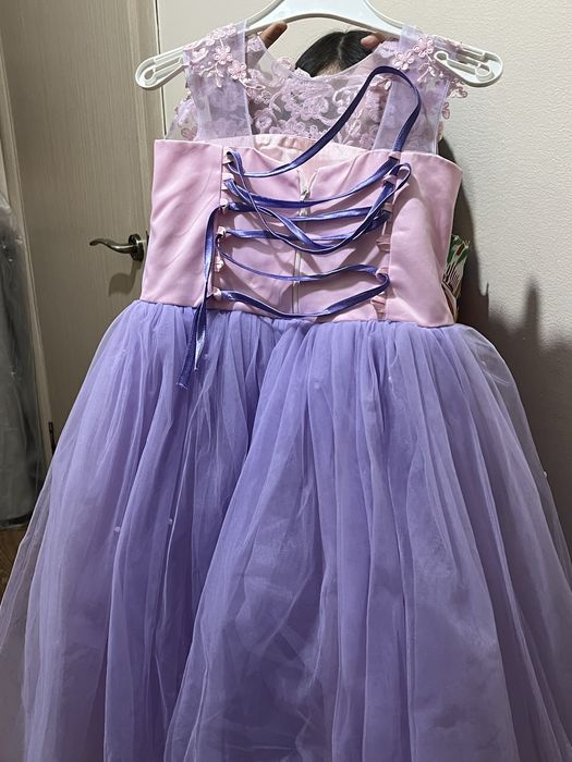 платье детское женское срочно продам