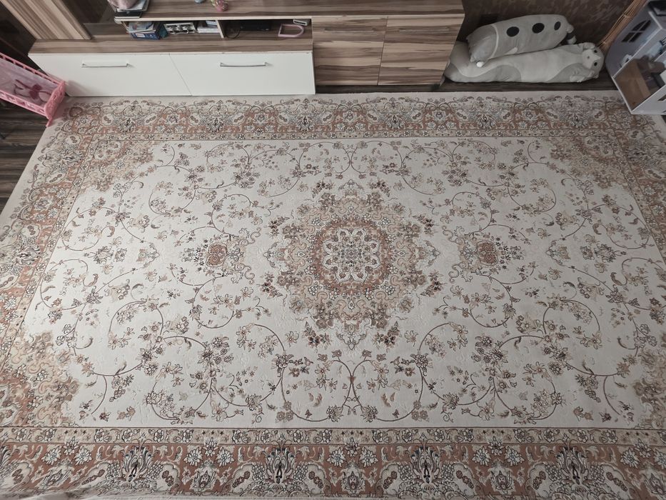 Продам ковёр натуральный