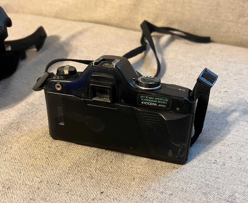 Aparat foto Yashica 108 Multi Program cu obiectiv Minikon Wide 24mm